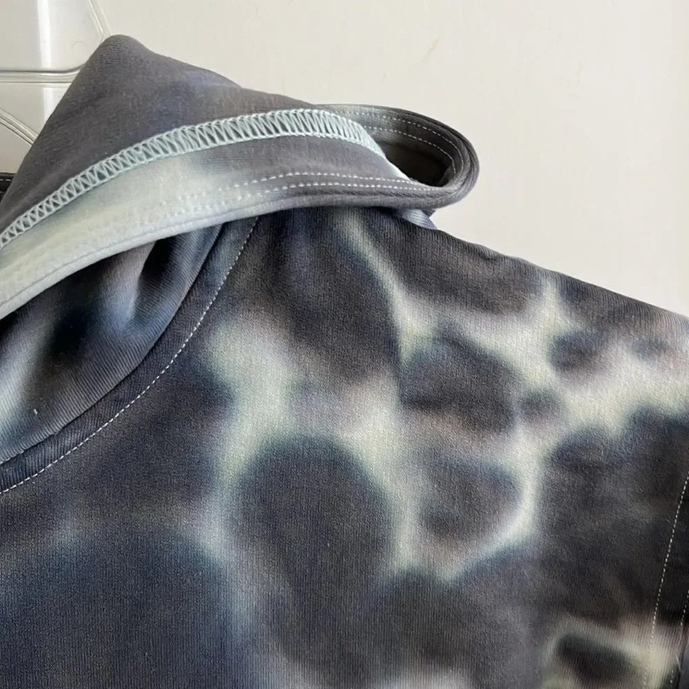 lululemon athletica excellent preowned